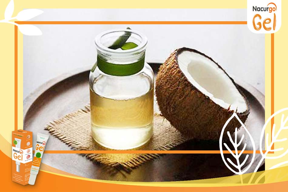 Sử dụng dầu dừa nguyên chất vừa giúp khỏe da, vừa giảm mụn ẩn hiệu quả